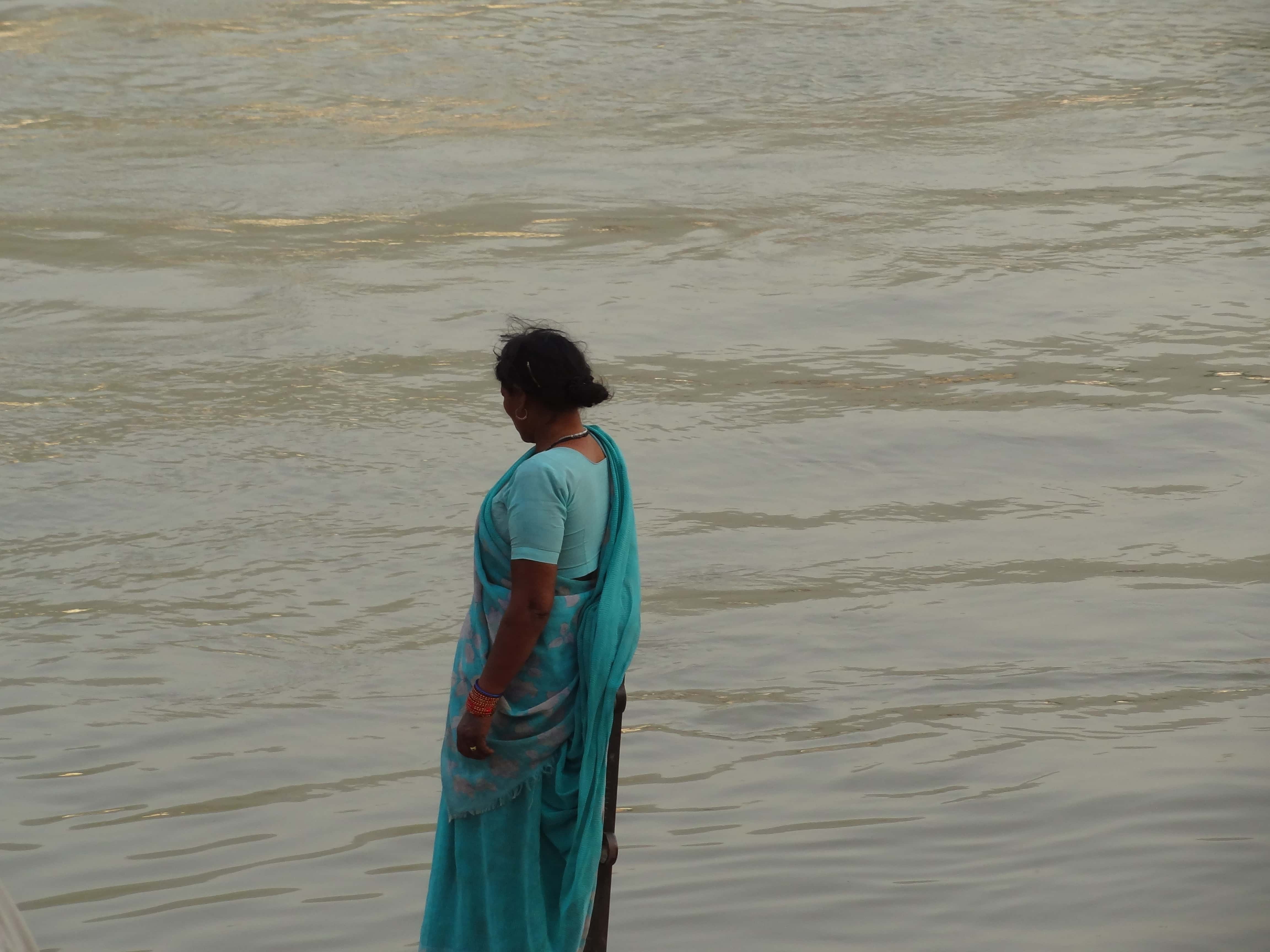 Ganga, Ganges, Rishikesh, aarti, prayers, ecology, Indian woman, holy man