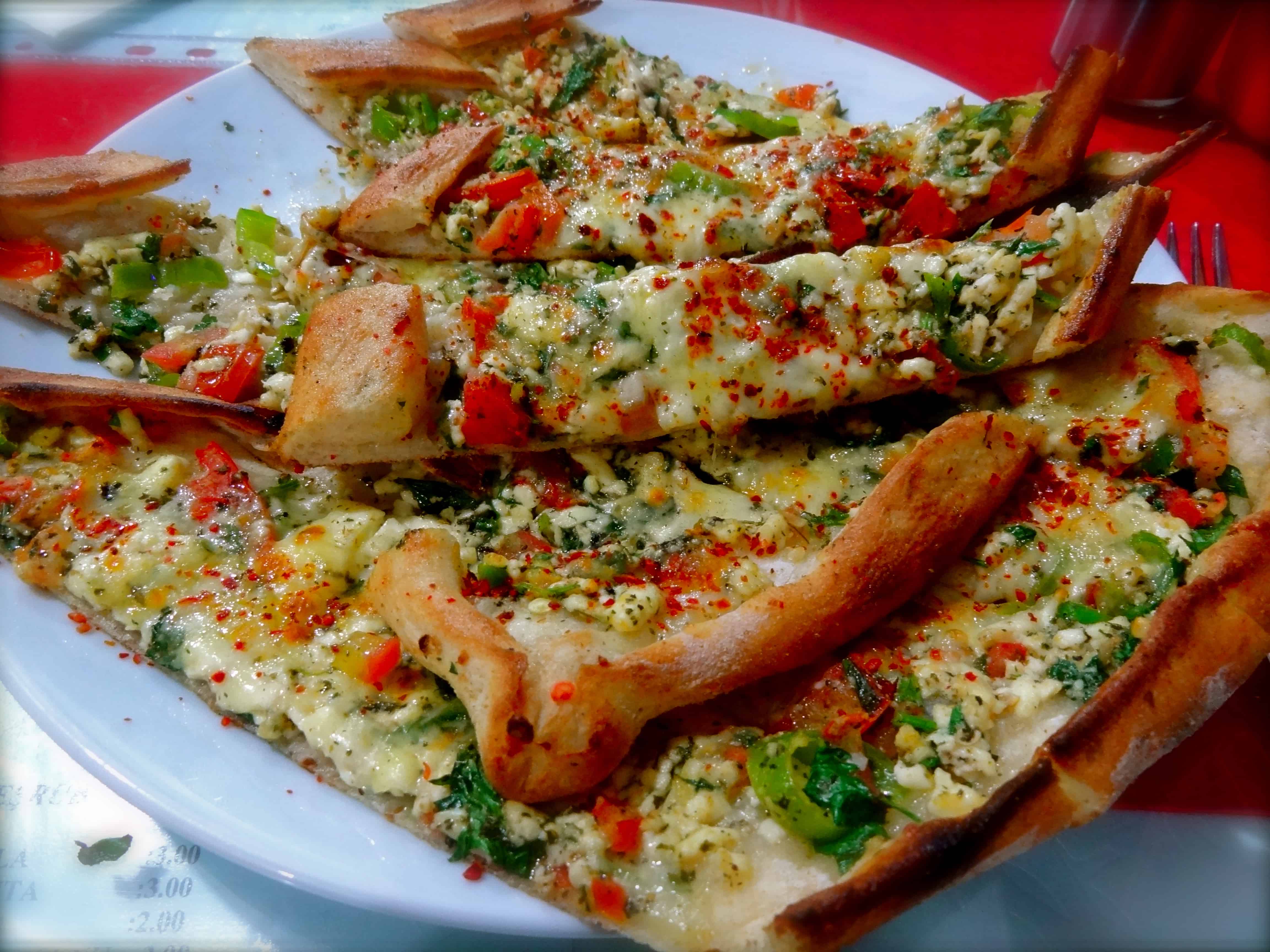 Turkish pide, vegetarian pide
