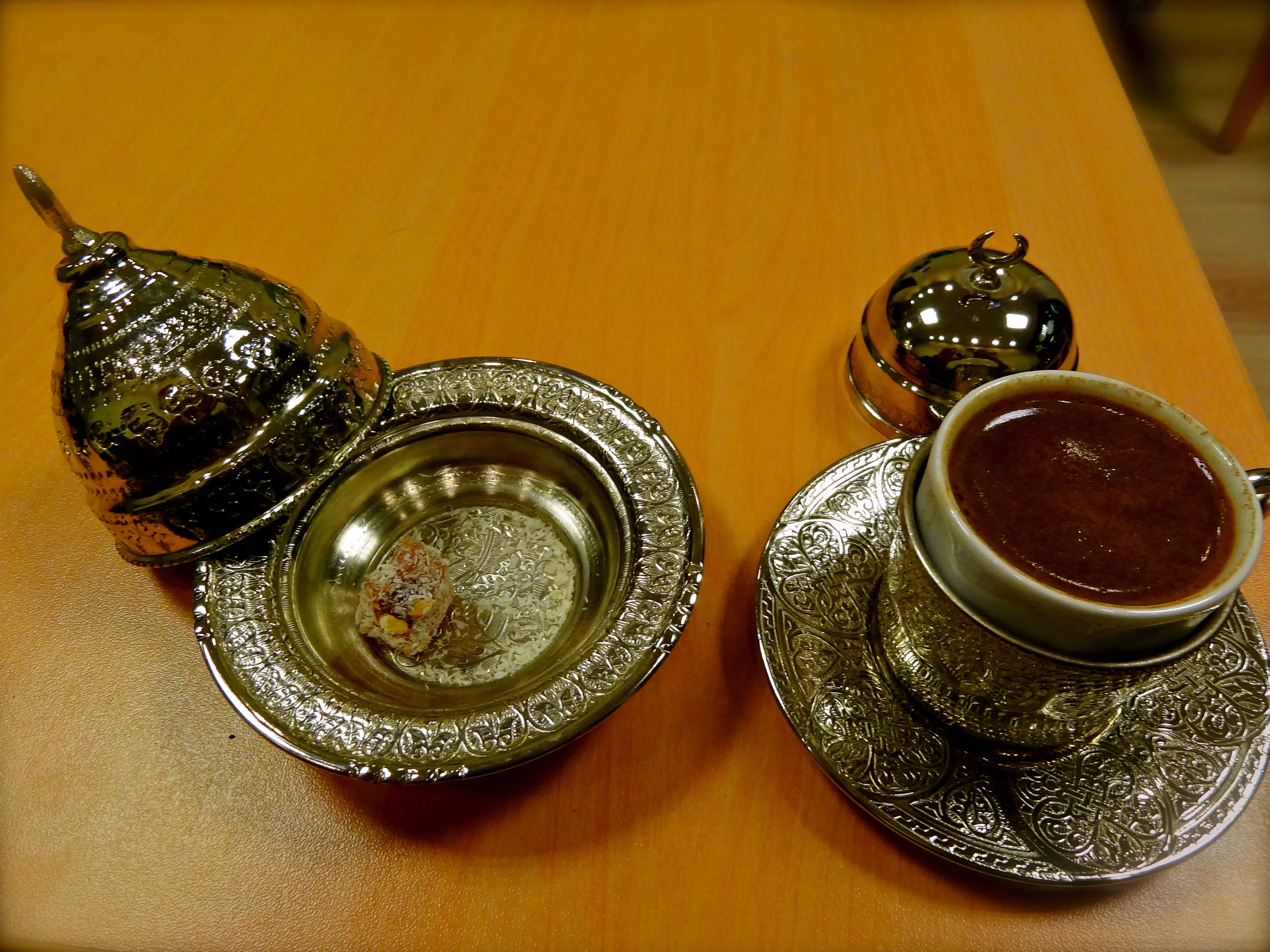 Turkish coffee, Turkish coffee cups