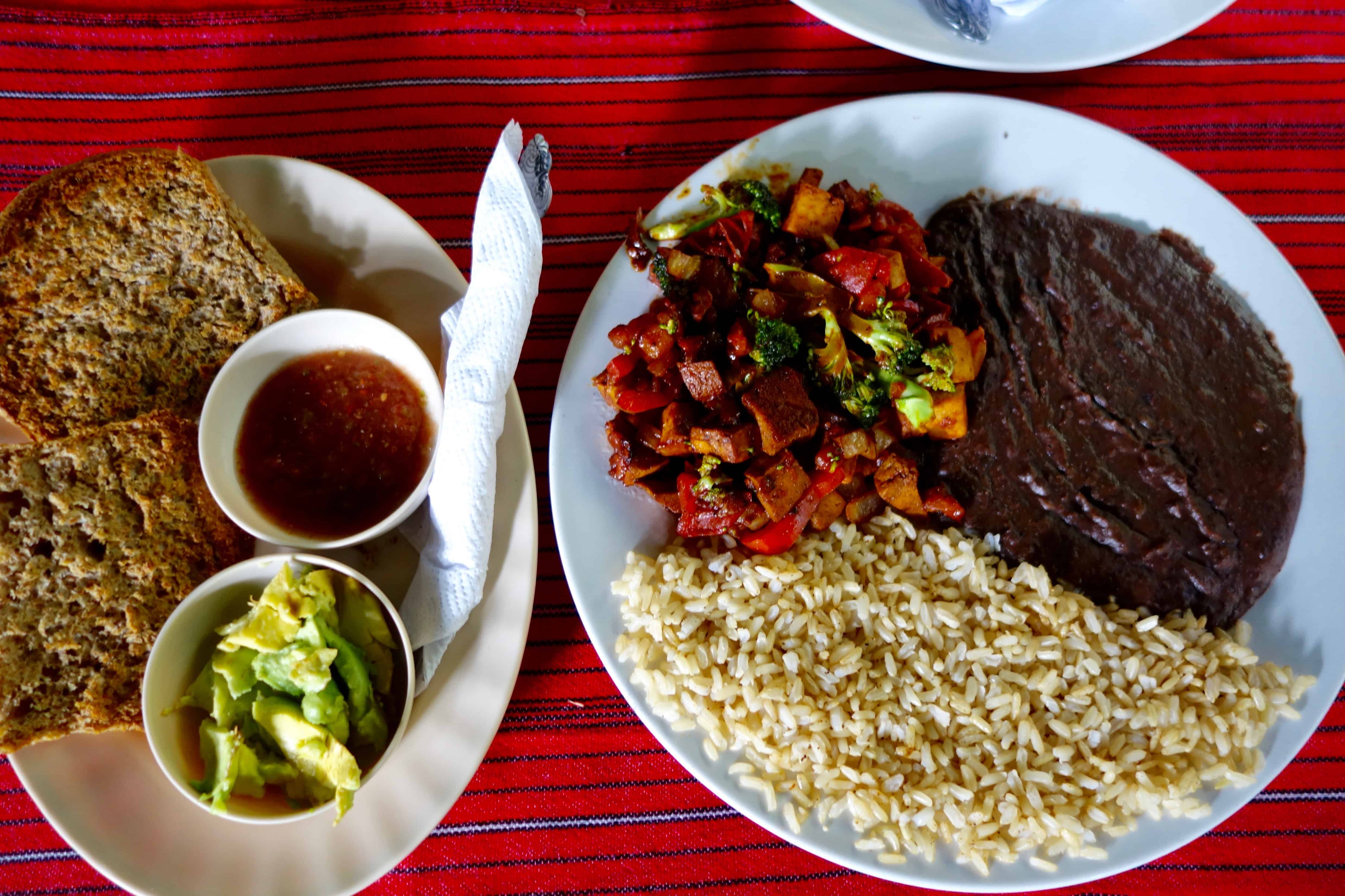 guatemalan breakfast, vegan guatemala, vegan central america