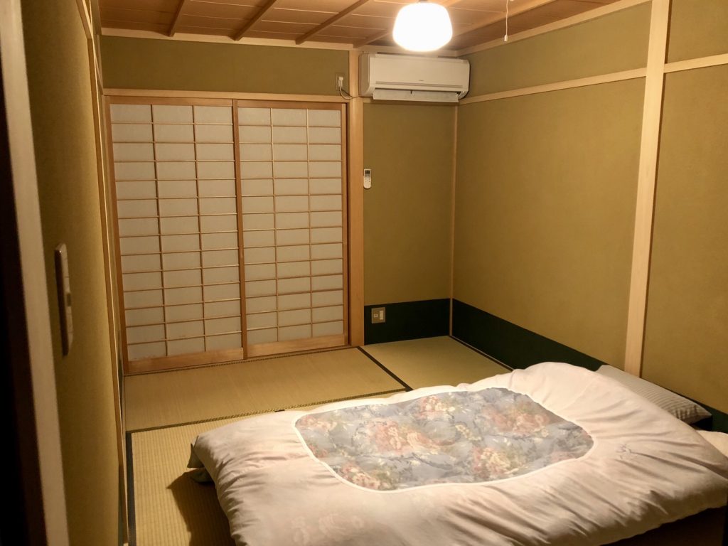 tatami mats in traditional japanese rooms