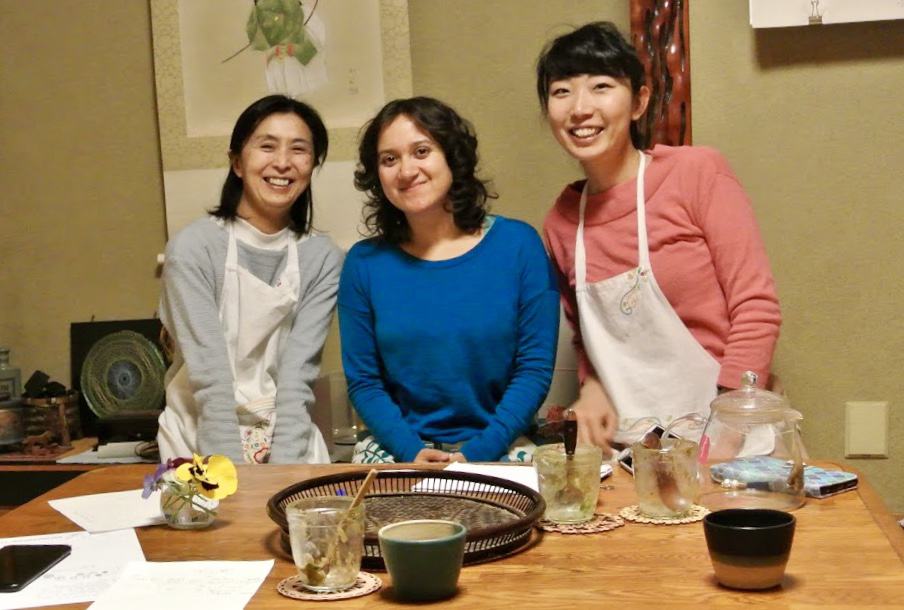 hosts in japan serving a vegan mean