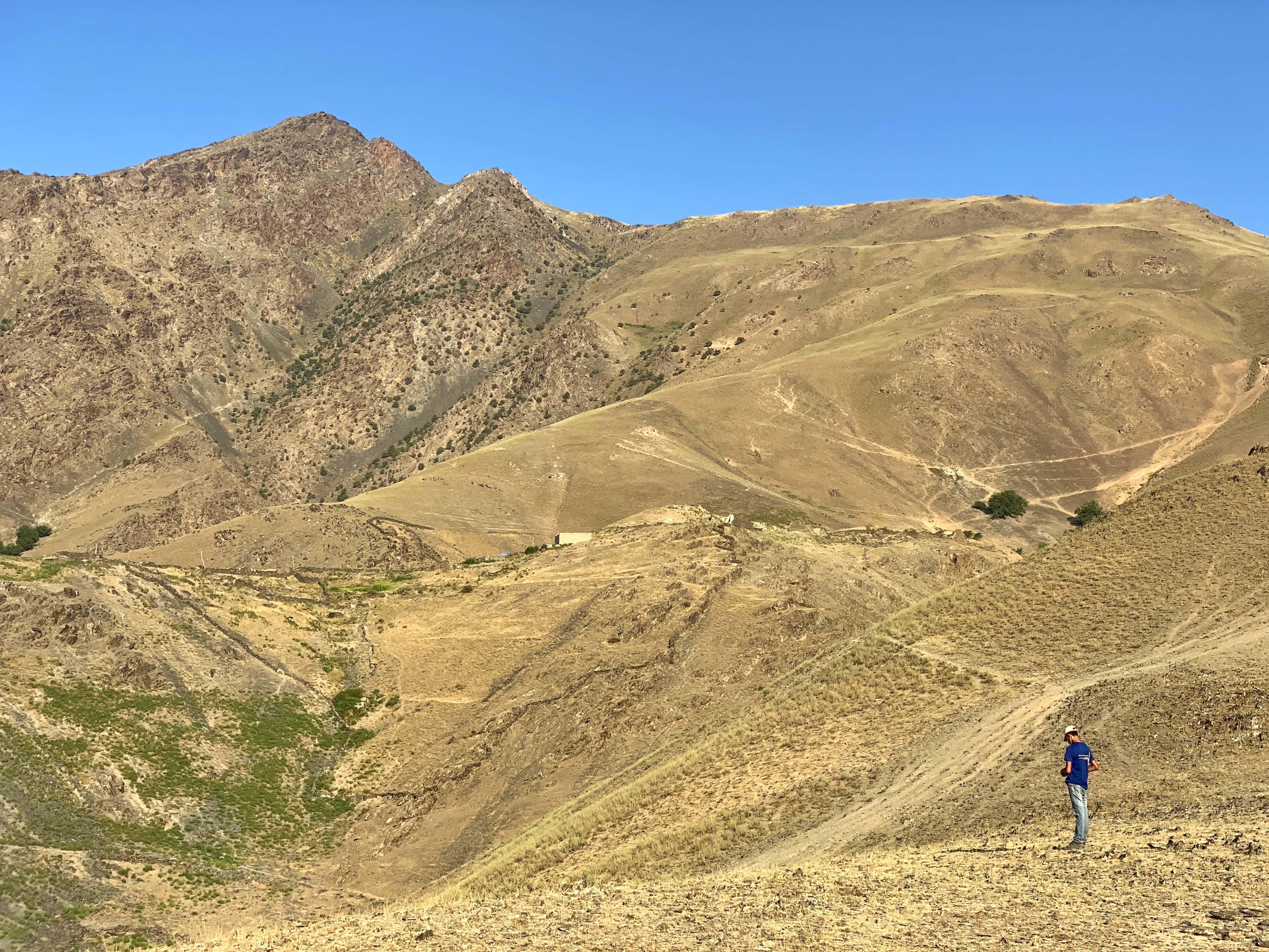 nuratau mountains uzbekistan