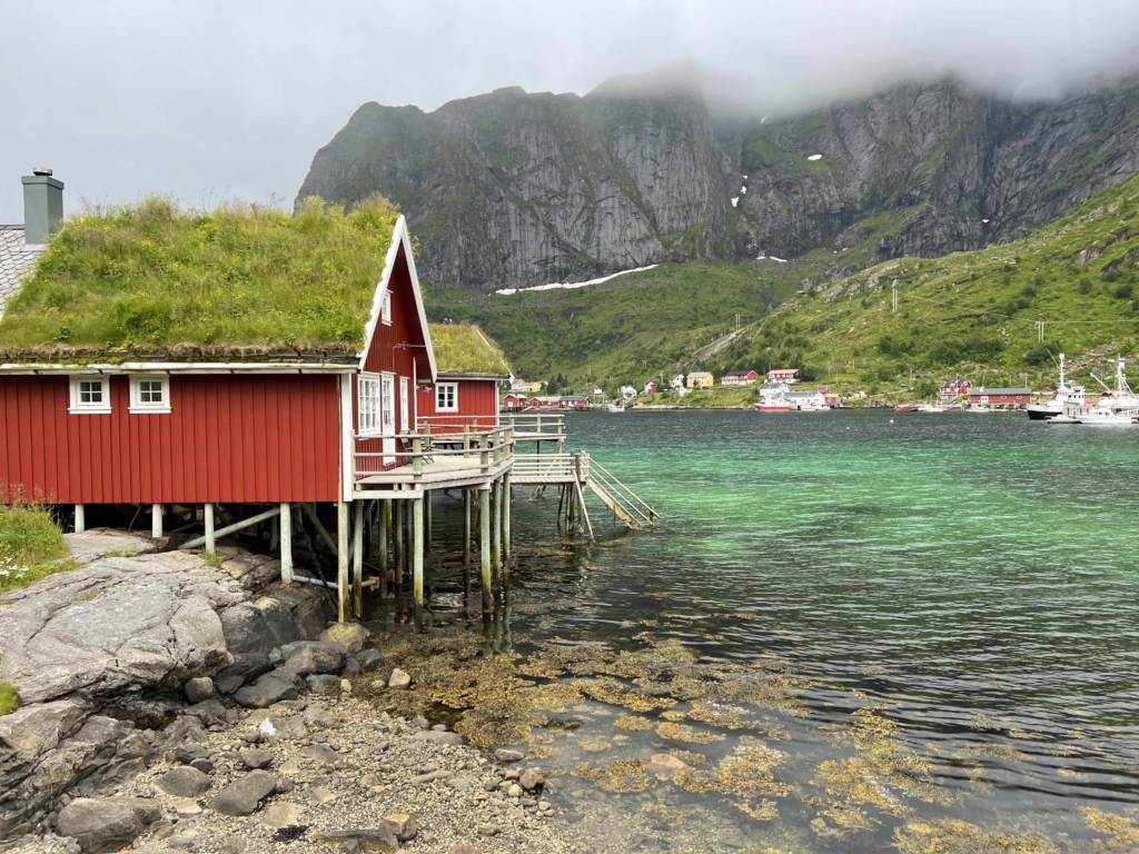 Eliassen Rorbeur, where to stay lofoten islands